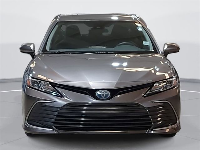 2022 Toyota Camry Hybrid LE