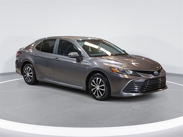 2022 Toyota Camry Hybrid LE