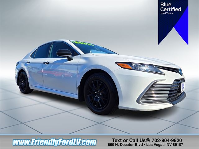 2022 Toyota Camry Hybrid LE