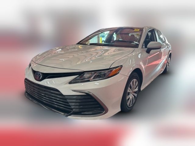 2022 Toyota Camry Hybrid LE