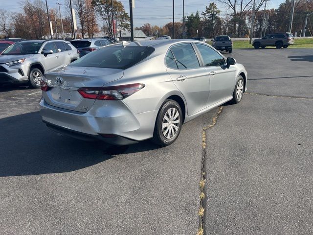 2022 Toyota Camry Hybrid LE