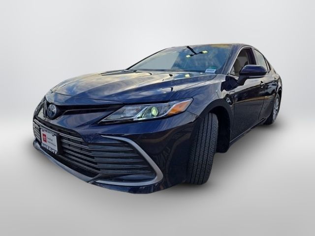 2022 Toyota Camry Hybrid LE