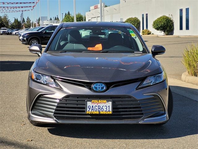 2022 Toyota Camry Hybrid LE