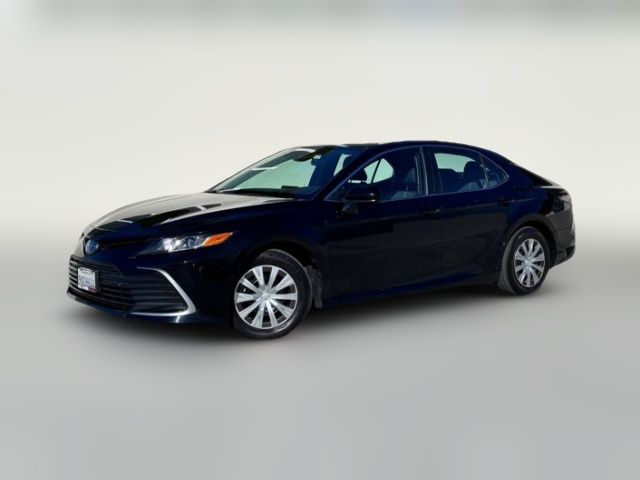 2022 Toyota Camry Hybrid LE