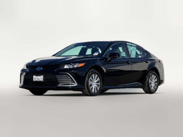 2022 Toyota Camry Hybrid LE