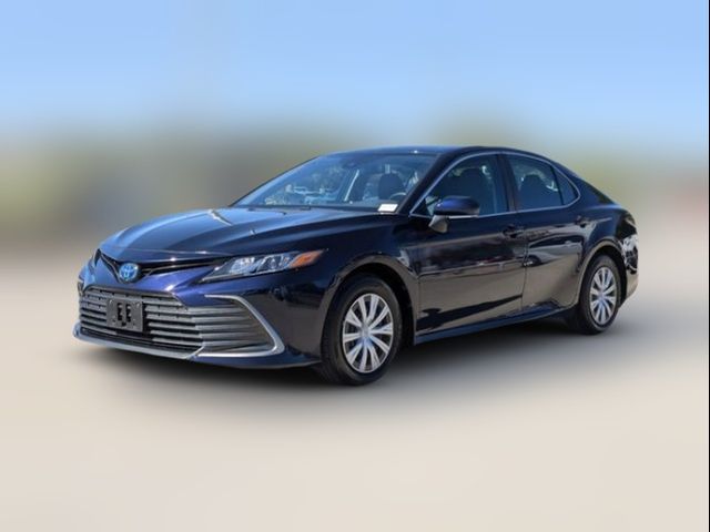 2022 Toyota Camry Hybrid LE