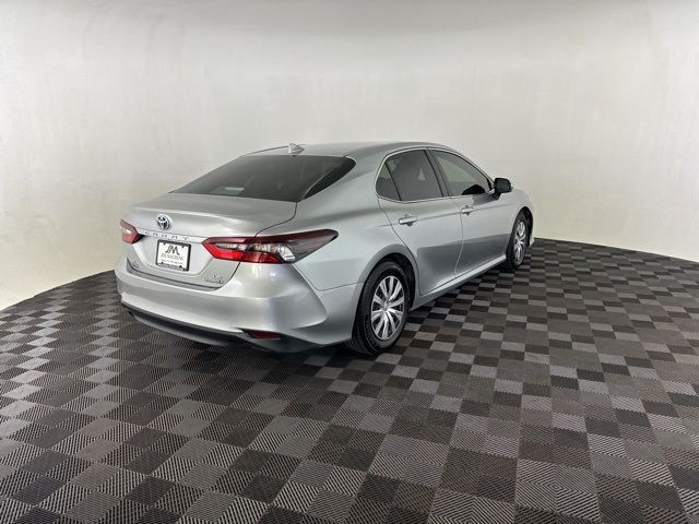 2022 Toyota Camry Hybrid LE