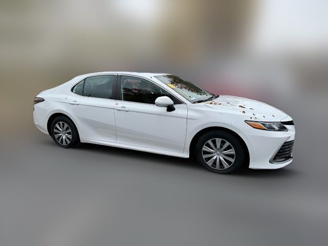 2022 Toyota Camry Hybrid LE