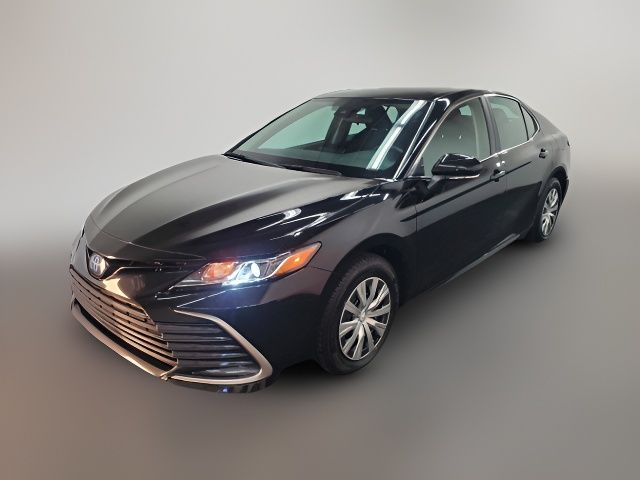 2022 Toyota Camry Hybrid LE