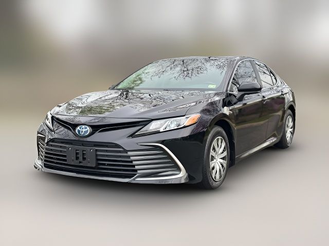 2022 Toyota Camry Hybrid LE