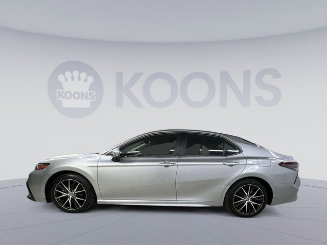 2022 Toyota Camry Hybrid Nightshade