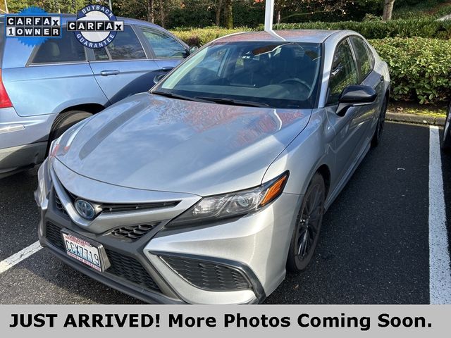 2022 Toyota Camry Hybrid Nightshade