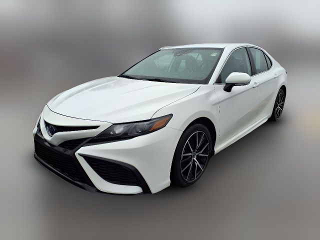 2022 Toyota Camry Hybrid SE