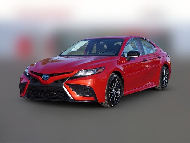 2022 Toyota Camry Hybrid SE