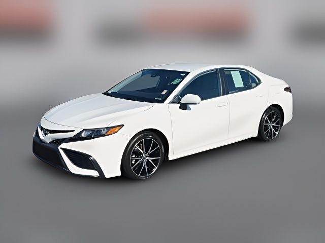 2022 Toyota Camry Hybrid SE