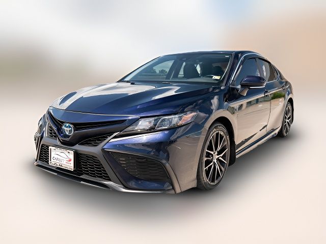 2022 Toyota Camry Hybrid SE