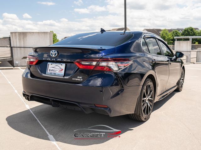 2022 Toyota Camry Hybrid SE