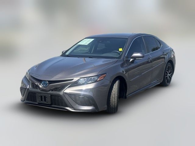 2022 Toyota Camry Hybrid SE