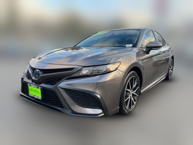 2022 Toyota Camry Hybrid SE