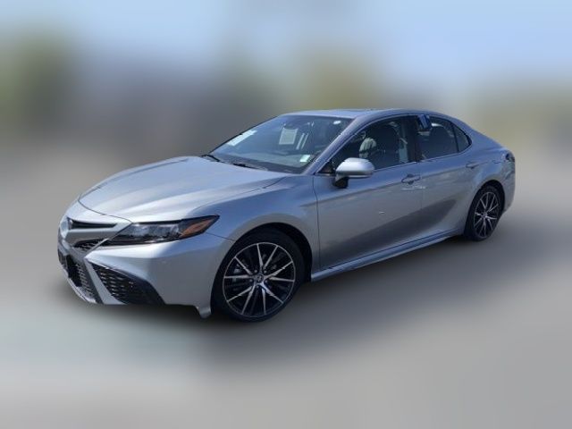 2022 Toyota Camry Hybrid SE