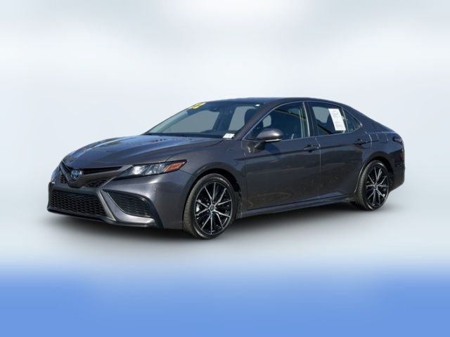 2022 Toyota Camry Hybrid SE