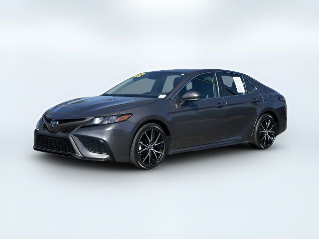 2022 Toyota Camry Hybrid SE