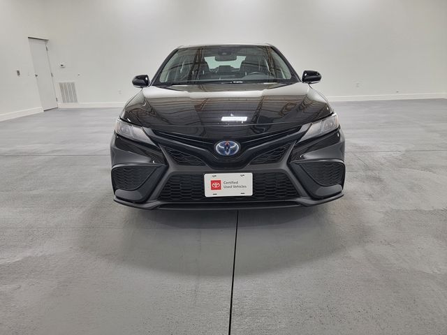 2022 Toyota Camry Hybrid SE