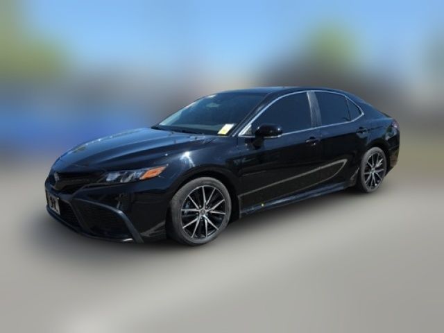 2022 Toyota Camry Hybrid SE