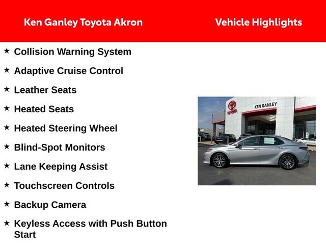 2022 Toyota Camry Hybrid XLE