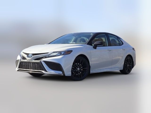 2022 Toyota Camry Hybrid XSE