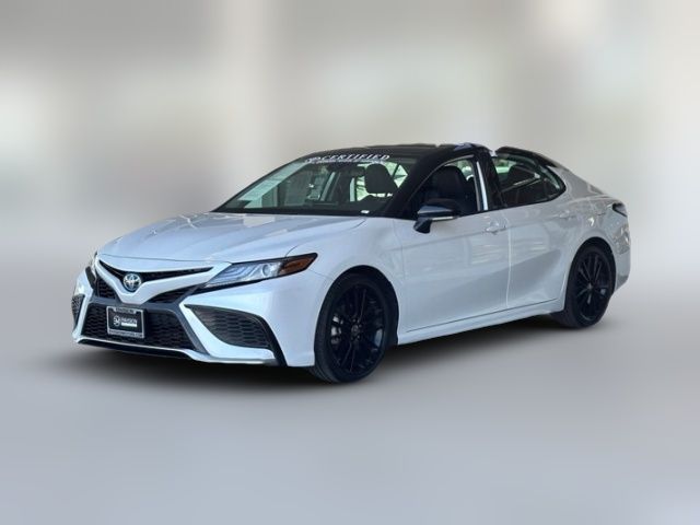 2022 Toyota Camry Hybrid XSE