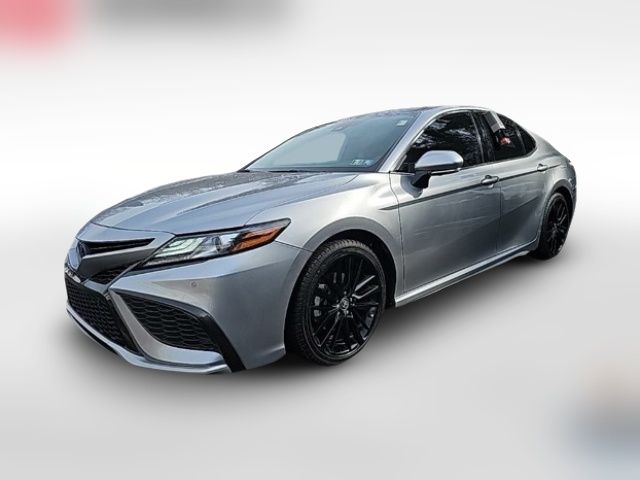 2022 Toyota Camry Hybrid XSE