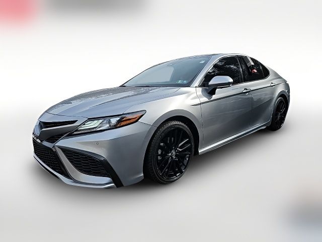 2022 Toyota Camry Hybrid XSE