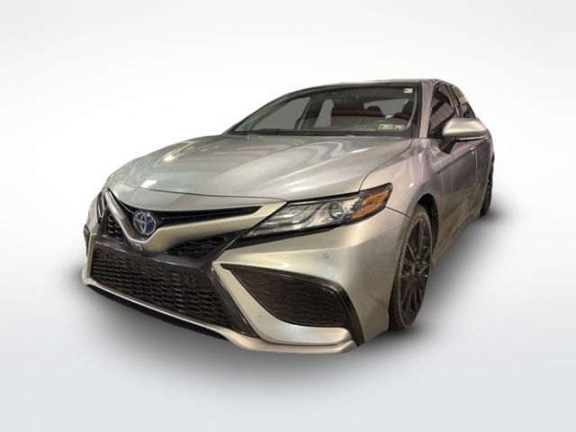 2022 Toyota Camry Hybrid XSE