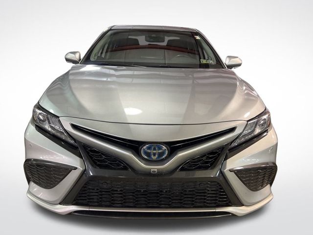 2022 Toyota Camry Hybrid XSE