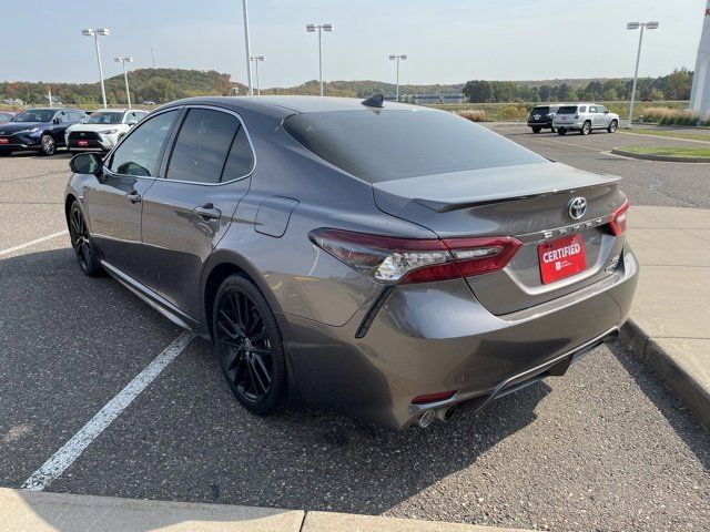 2022 Toyota Camry Hybrid XSE