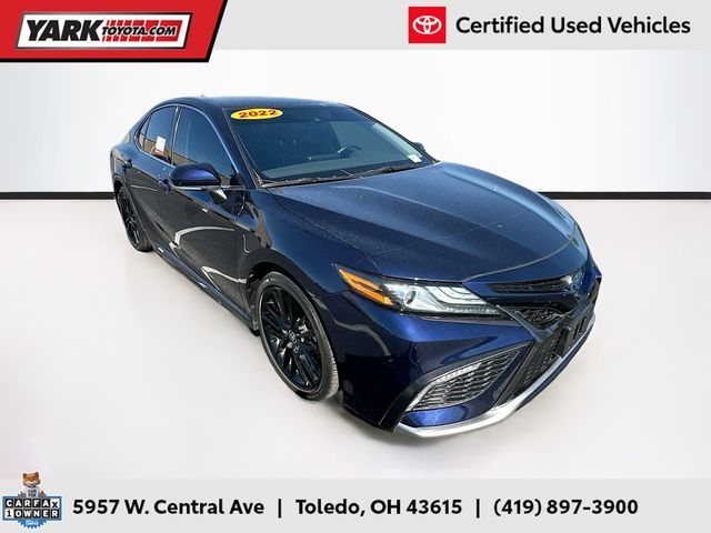 2022 Toyota Camry Hybrid XSE