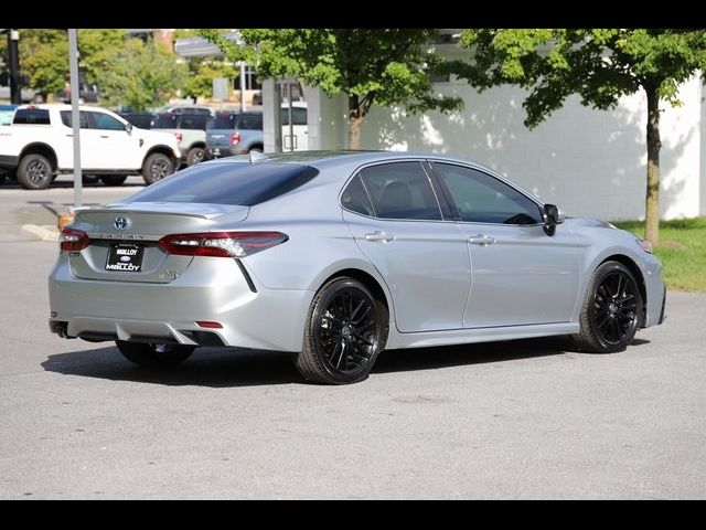 2022 Toyota Camry Hybrid XSE