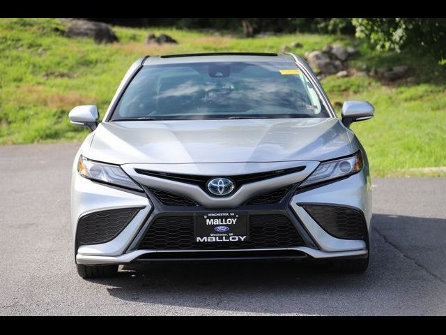 2022 Toyota Camry Hybrid XSE