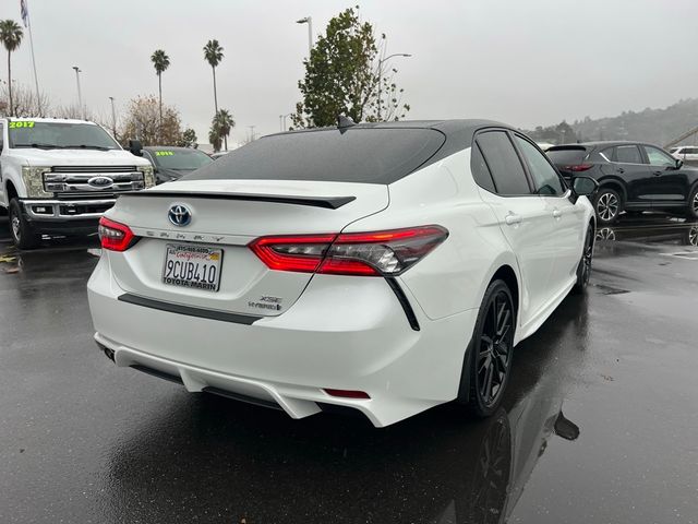 2022 Toyota Camry Hybrid XSE