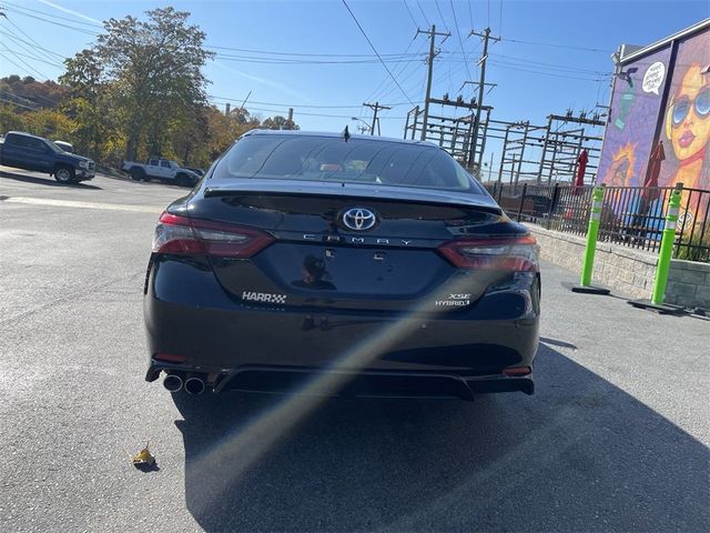 2022 Toyota Camry Hybrid XSE