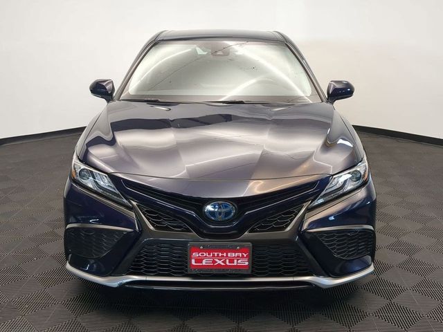 2022 Toyota Camry Hybrid XSE