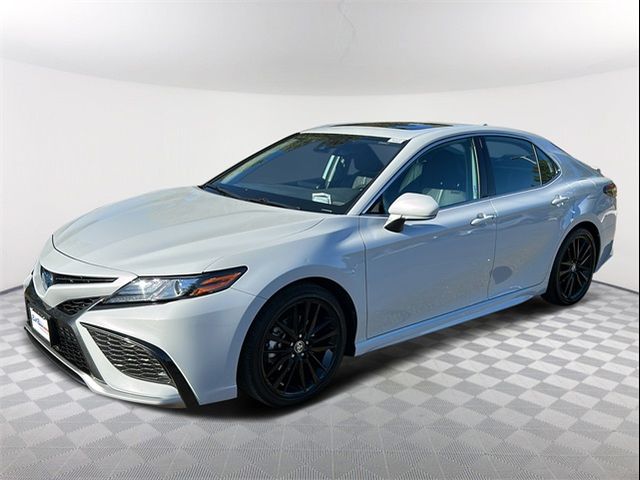 2022 Toyota Camry Hybrid XSE