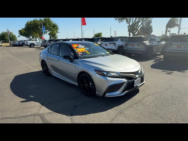 2022 Toyota Camry Hybrid XSE