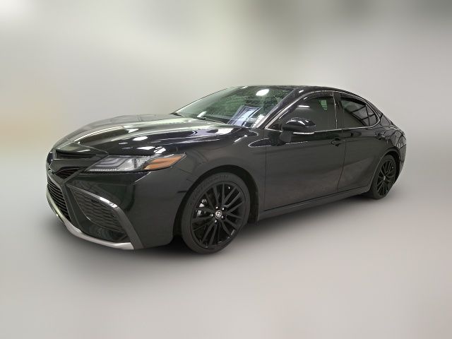 2022 Toyota Camry Hybrid XSE
