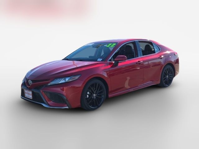 2022 Toyota Camry Hybrid XSE