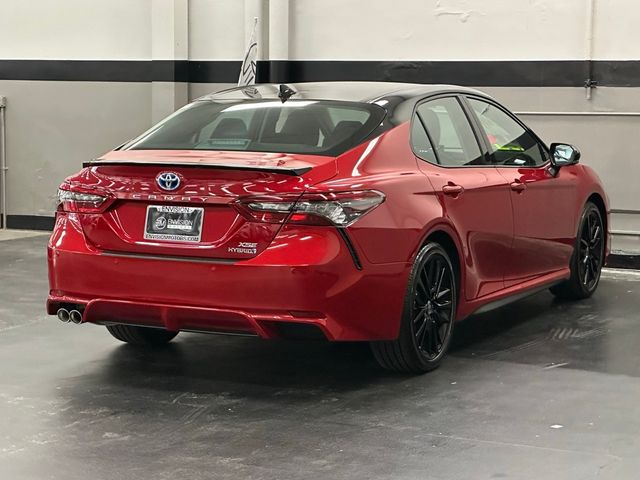 2022 Toyota Camry Hybrid XSE