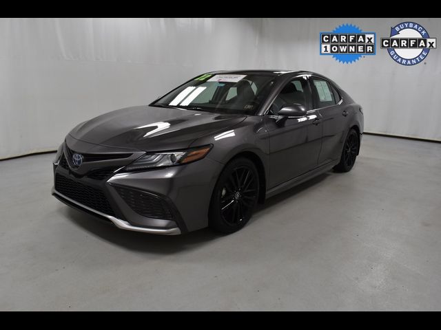 2022 Toyota Camry Hybrid XSE