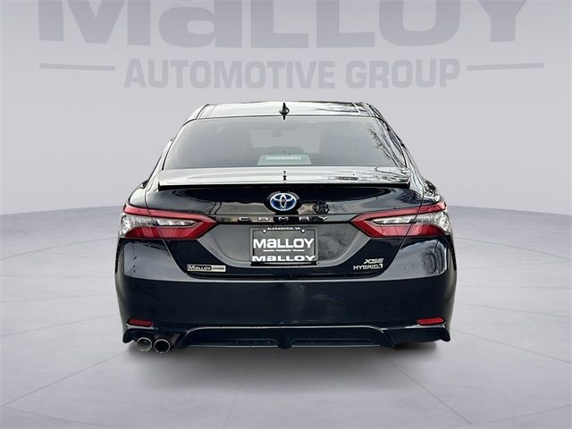 2022 Toyota Camry Hybrid XSE