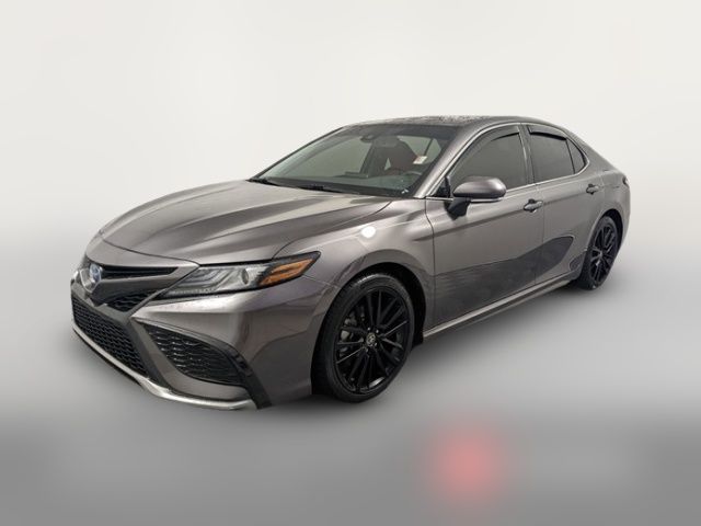 2022 Toyota Camry Hybrid XSE